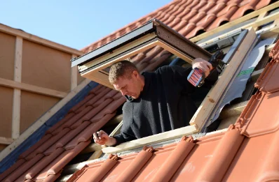 Pose de fenêtres de toit Velux à Menars